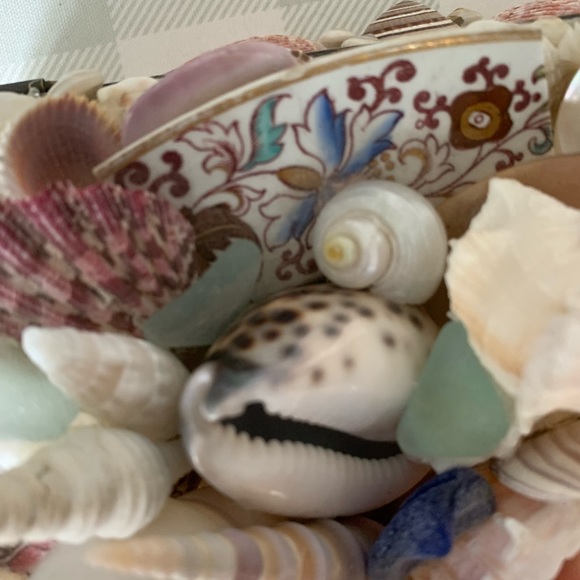 Seashell wooden box with shells and china encrusted on wooden decorative… - Picture 8 of 16